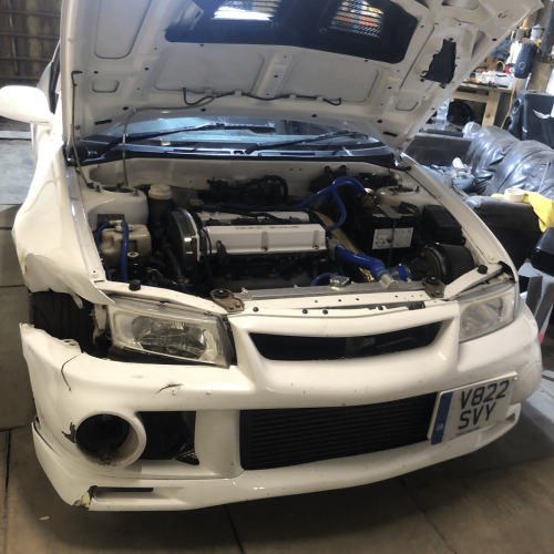 mitsubishi evo bodywork repair at dd autoworks (1)